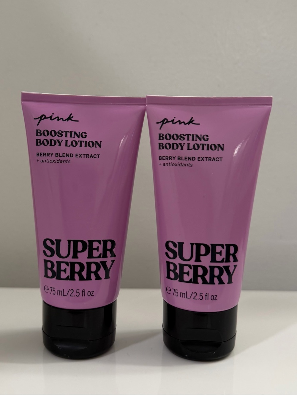 PINK Victoria's Secret Super Berry